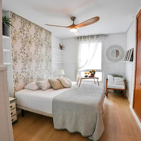 Precioso Y Exclusivo En 1º Linea De Playa Con Parking Daire